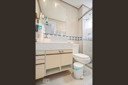 Apartamento à venda com 142m², 3 quartos e 3 vagas Apartamento à venda com 142m², 3 quartos e 3 vagasSuíte