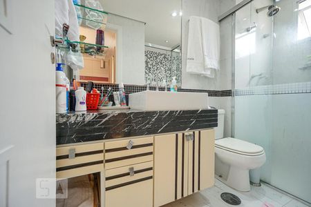 Apartamento à venda com 142m², 3 quartos e 3 vagas Apartamento à venda com 142m², 3 quartos e 3 vagasBanheiro suíte 01