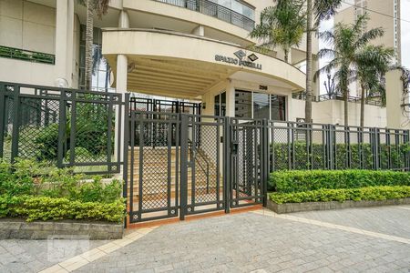 Apartamento à venda com 142m², 3 quartos e 3 vagas Apartamento à venda com 142m², 3 quartos e 3 vagasÁrea comum