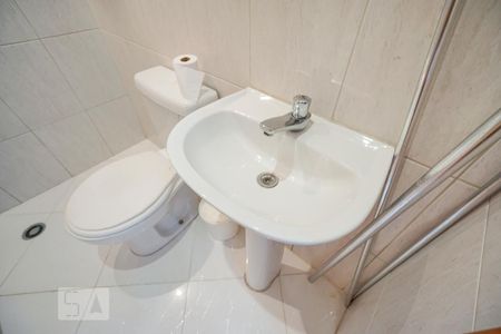 Apartamento à venda com 142m², 3 quartos e 3 vagas Apartamento à venda com 142m², 3 quartos e 3 vagasBanheiro de serviço