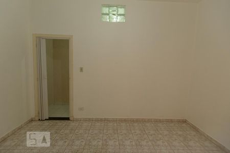 Quarto de casa para alugar com 1 quarto, 50m² em Quinta da Paineira, São Paulo