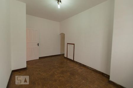 Sala de casa para alugar com 1 quarto, 50m² em Quinta da Paineira, São Paulo
