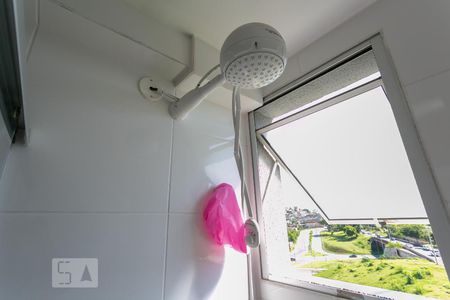 Banheiro de apartamento para alugar com 2 quartos, 52m² em União, Belo Horizonte