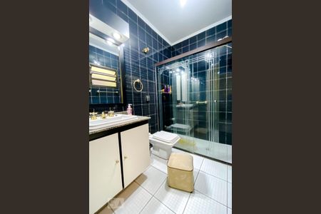 Casa para alugar com 247m², 4 quartos e 3 vagasBanheiro 02
