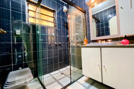 Casa para alugar com 247m², 4 quartos e 3 vagasBanheiro