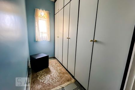 Casa para alugar com 247m², 4 quartos e 3 vagasCloset 02 Quarto 03 Suite
