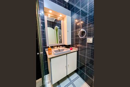 Casa para alugar com 247m², 4 quartos e 3 vagasBanheiro