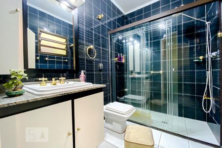 Casa para alugar com 247m², 4 quartos e 3 vagasBanheiro 02