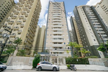 Apartamento para alugar com 40m², 1 quarto e 1 vaga Apartamento para alugar com 40m², 1 quarto e 1 vagaFachada