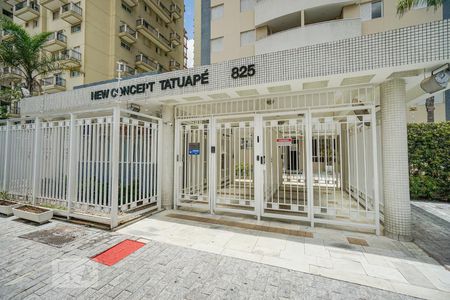 Apartamento para alugar com 40m², 1 quarto e 1 vaga Apartamento para alugar com 40m², 1 quarto e 1 vagaFachada