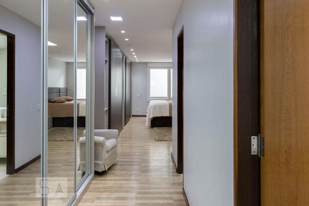 Casa à venda com 280m², 3 quartos e 1 vagaSuíte 2