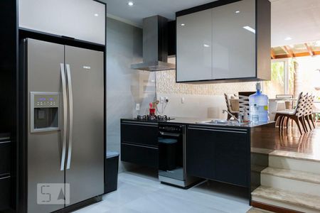 Casa à venda com 280m², 3 quartos e 1 vagaCozinha