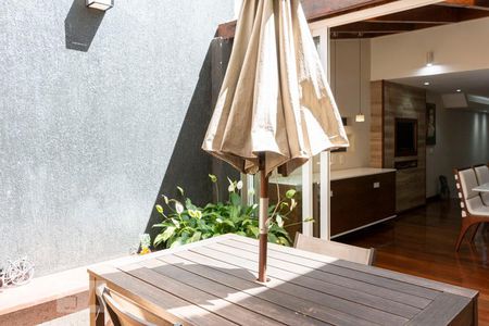 Casa à venda com 280m², 3 quartos e 1 vagaÁrea externa 1