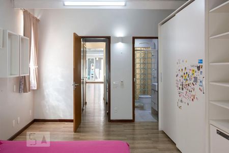 Casa à venda com 280m², 3 quartos e 1 vagaSuíte 3