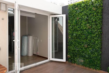 Casa à venda com 280m², 3 quartos e 1 vagaÁrea externa 2