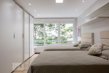 Casa à venda com 280m², 3 quartos e 1 vagaSuíte 1