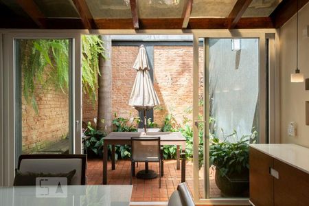 Casa à venda com 280m², 3 quartos e 1 vagaÁrea externa 1