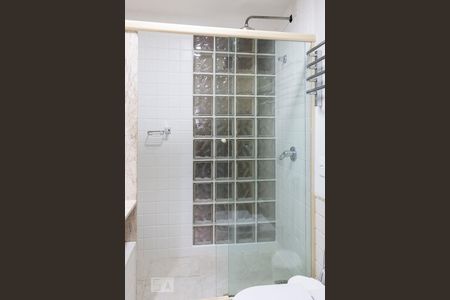 Casa à venda com 280m², 3 quartos e 1 vagaBanheiro da suíte 1