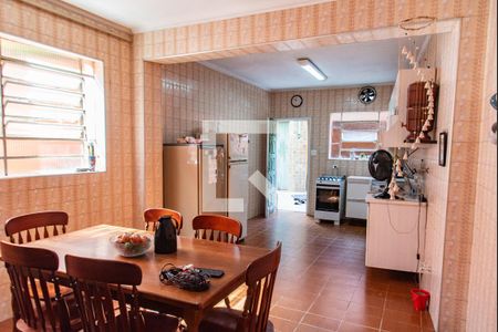 Casa à venda com 192m², 4 quartos e 1 vagaCozinha