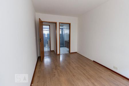 Apartamento à venda com 110m², 3 quartos e 1 vagaQuarto