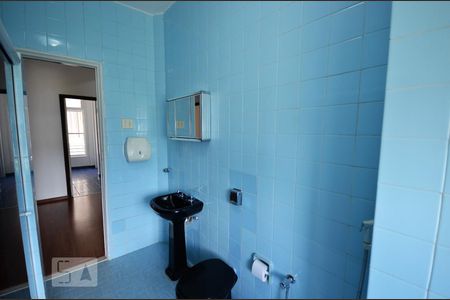 Apartamento à venda com 146m², 3 quartos e sem vagaBanheiro 