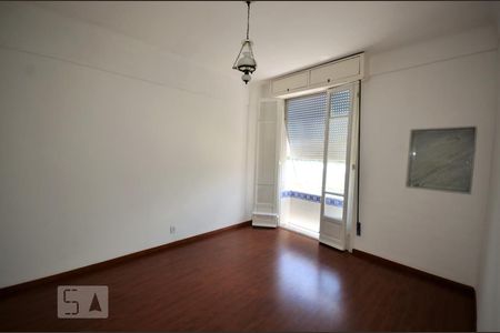 Quarto 1 de apartamento para alugar com 3 quartos, 146m² em Botafogo, Rio de Janeiro