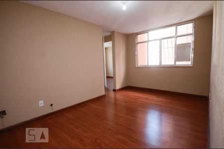 Sala de apartamento para alugar com 2 quartos, 54m² em Icaraí, Niterói