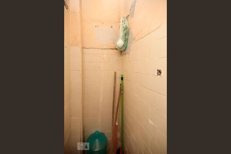 Apartamento para alugar com 60m², 2 quartos e sem vagaBanheiro de Serviço