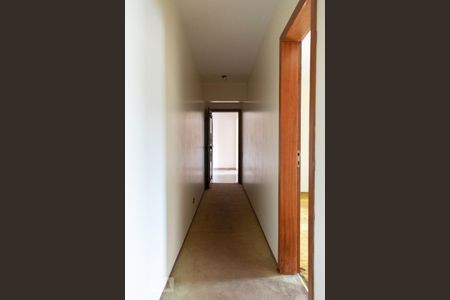 Corredor de apartamento à venda com 3 quartos, 200m² em Aclimação, São Paulo