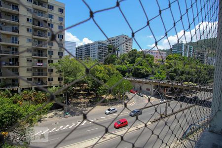 Apartamento à venda com 107m², 3 quartos e 1 vagaVista