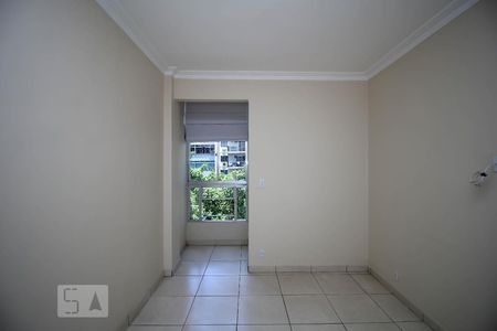 Apartamento à venda com 107m², 3 quartos e 1 vagaQuarto 2