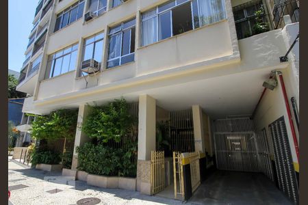 Apartamento à venda com 107m², 3 quartos e 1 vagaFachada