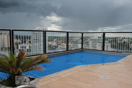 Apartamento à venda com 296m², 2 quartos e 2 vagas Apartamento à venda com 296m², 2 quartos e 2 vagasPiscina