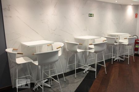 Apartamento à venda com 296m², 2 quartos e 2 vagas Apartamento à venda com 296m², 2 quartos e 2 vagasÁrea comum