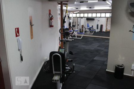 Apartamento à venda com 296m², 2 quartos e 2 vagas Apartamento à venda com 296m², 2 quartos e 2 vagasÁrea comum - Academia