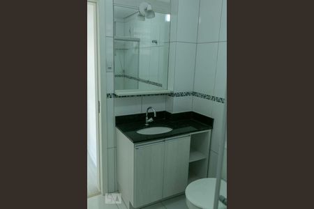 Apartamento para alugar com 55m², 1 quarto e sem vagaBanheiro