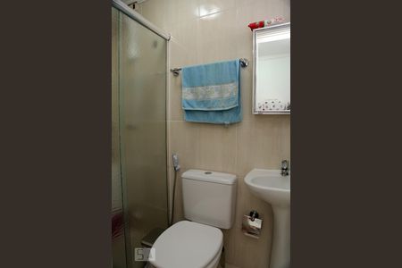 Apartamento à venda com 117m², 4 quartos e 2 vagasBanheiro de Serviço