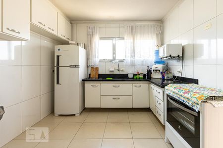 Casa à venda com 240m², 3 quartos e 2 vagasCozinha