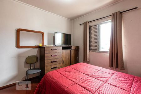 Casa à venda com 240m², 3 quartos e 2 vagasQuarto 2