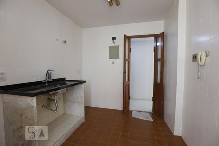 Apartamento para alugar com 75m², 2 quartos e 1 vagaCozinha