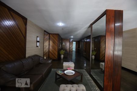 Apartamento para alugar com 75m², 2 quartos e 1 vagaHall de Entrada