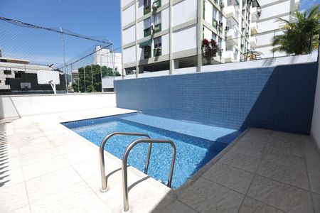 Apartamento para alugar com 75m², 2 quartos e 1 vagaPiscina