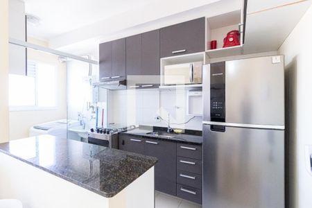 Apartamento para alugar com 49m², 2 quartos e 1 vaga Apartamento para alugar com 49m², 2 quartos e 1 vagaCozinha e área de serviço