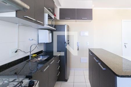 Apartamento para alugar com 49m², 2 quartos e 1 vaga Apartamento para alugar com 49m², 2 quartos e 1 vagaCozinha e área de serviço