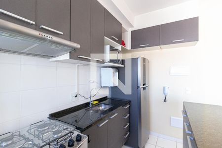 Apartamento para alugar com 49m², 2 quartos e 1 vaga Apartamento para alugar com 49m², 2 quartos e 1 vagaCozinha e área de serviço