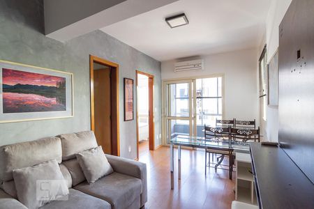 Sala de apartamento à venda com 1 quarto, 59m² em São João, Porto Alegre