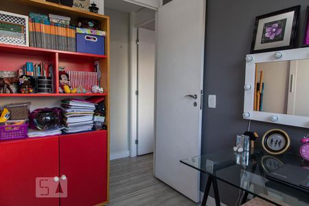 Apartamento à venda com 45m², 2 quartos e 1 vagaQuarto 2
