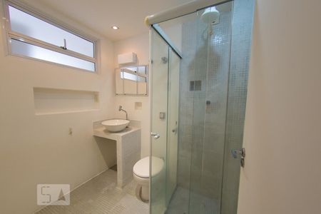 Banheiro de apartamento à venda com 1 quarto, 37m² em Jardim Paulista, São Paulo