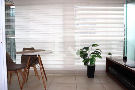 Varanda de kitnet/studio para alugar com 1 quarto, 35m² em Consolação, São Paulo