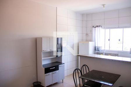 Sala de apartamento para alugar com 1 quarto, 35m² em Vila Jardim Pompéia, Goiânia